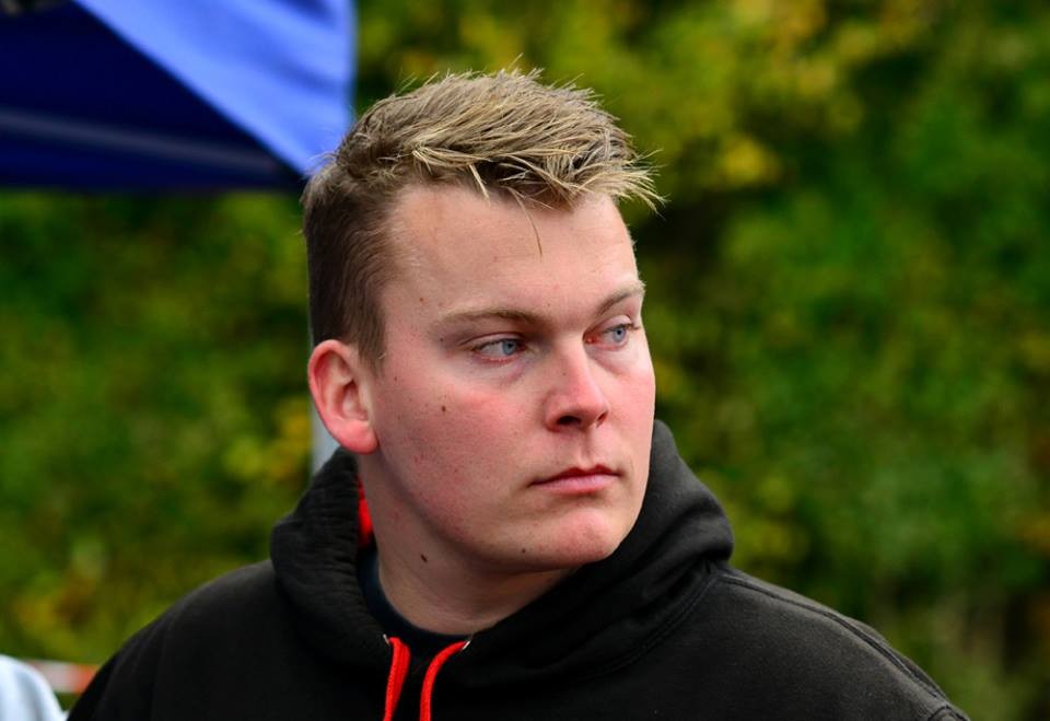 Simon Larsen stiller sammen med Henrik Skott til start i Sydhavsrally 2016